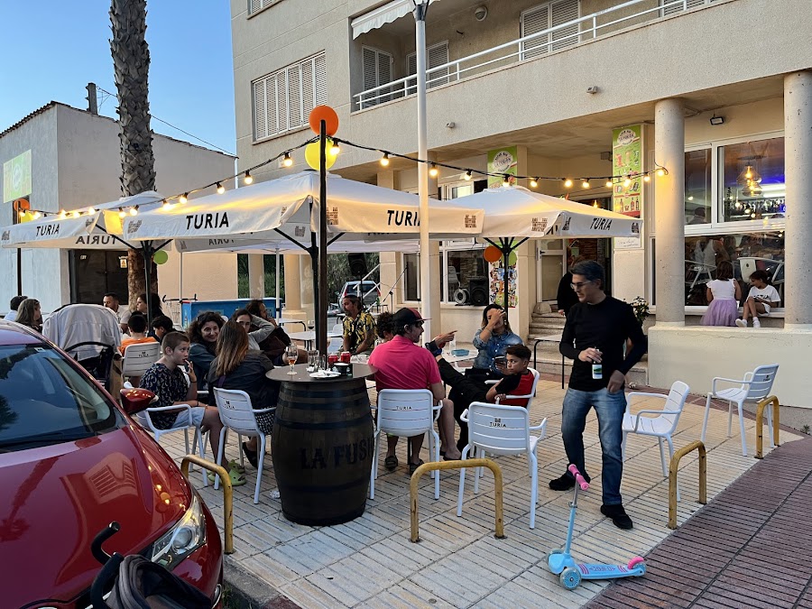 LA FUSION ARMENTEROS | BAR DE TAPAS CUBANAS Y MEDITERRÀNIA